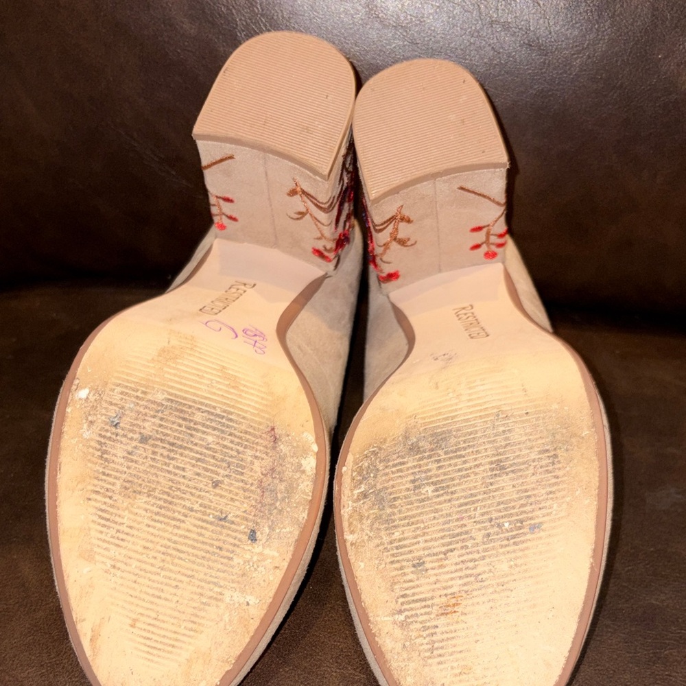 Restricted Floral Embroidered Heels - Picture 8 of 12